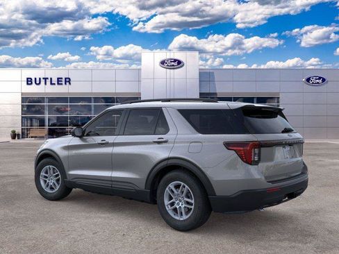 New 2026 Ford Explorer Active AWD/4WD image 5