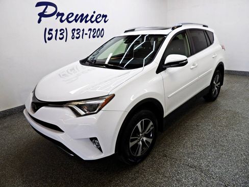 Used 2018 Toyota RAV4 XLE w/ Plus Extra Value Package AWD/4WD image 1