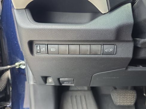 Used 2023 Toyota RAV4 XLE w/ Convenience Package AWD/4WD image 23