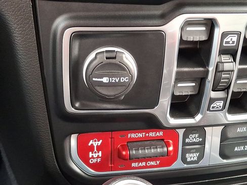 Used 2022 Jeep Wrangler Unlimited Rubicon image 23