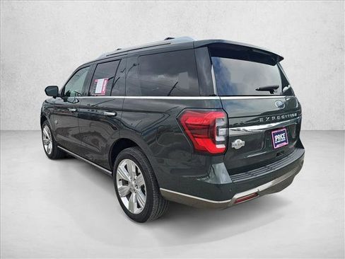 Used 2023 Ford Expedition King Ranch image 3