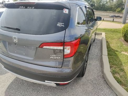 Used 2019 Honda Pilot Touring image 12