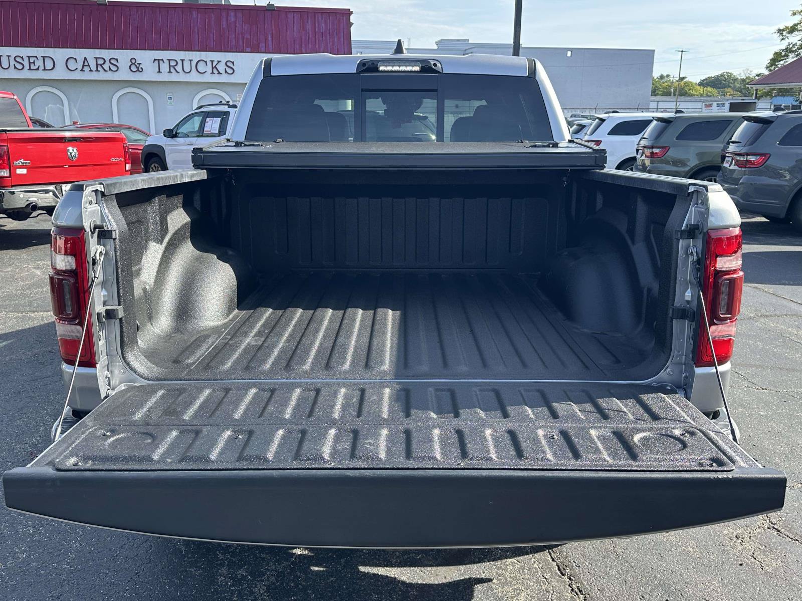 Used 2024 RAM 1500 Limited AWD/4WD image 37