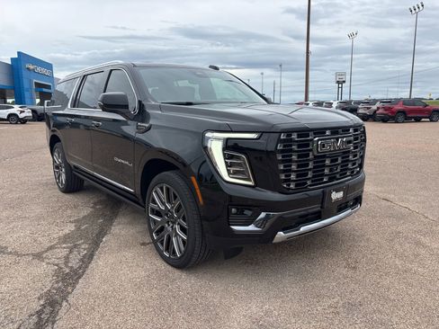New 2026 GMC Yukon XL Denali Ultimate AWD/4WD image 8