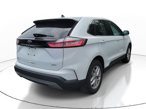 Used 2024 Ford Edge SEL AWD/4WD image 6