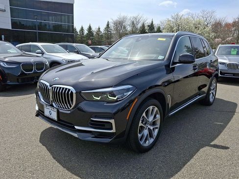 Used 2023 BMW X5 xDrive40i w/ Premium Package AWD/4WD image 4