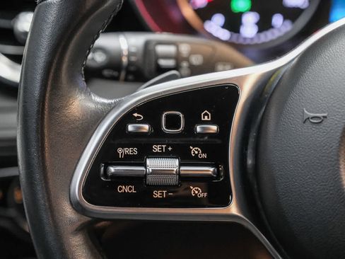 Certified 2022 Mercedes-Benz GLC 300 image 18