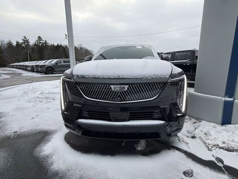 Used 2025 Cadillac Escalade IQ Sport 2 AWD/4WD image 14