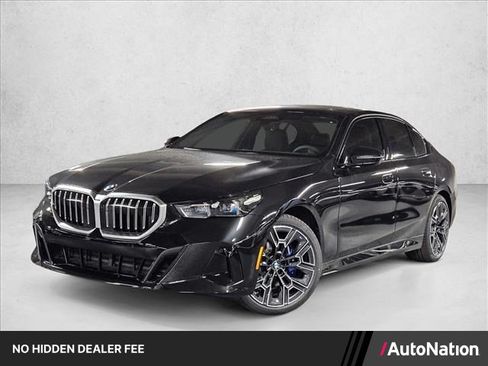 Used 2027 BMW 530i w/ M Sport Package RWD image 1