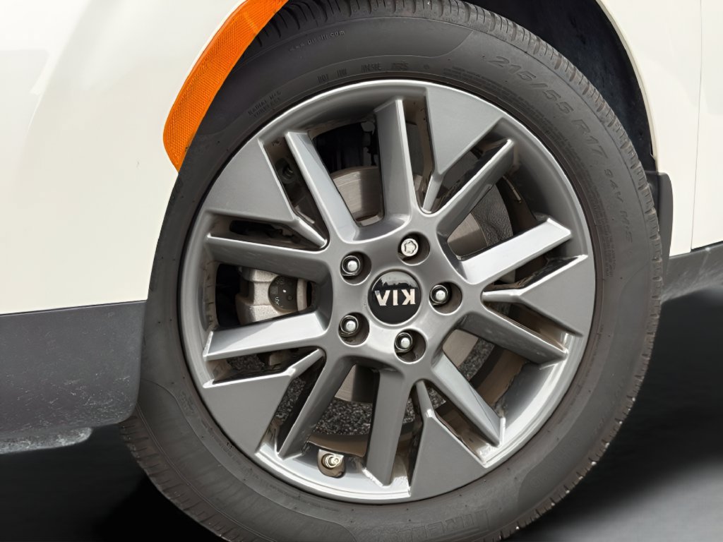 Used 2021 Kia Soul EX FWD image 26
