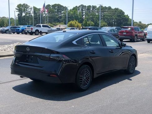 New 2026 Nissan Sentra SV w/ Floor Mat Package FWD image 3