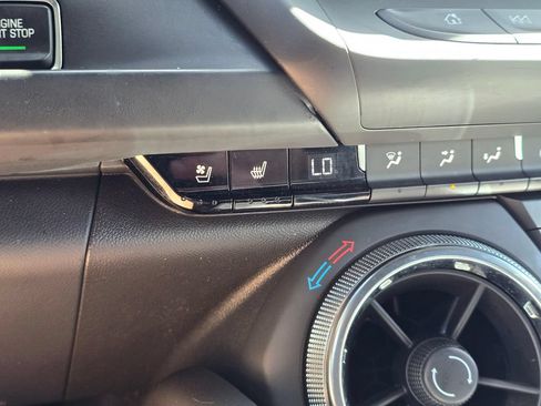 Used 2016 Chevrolet Camaro SS RWD image 21