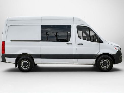 Used 2023 Mercedes-Benz Sprinter 2500 image 5