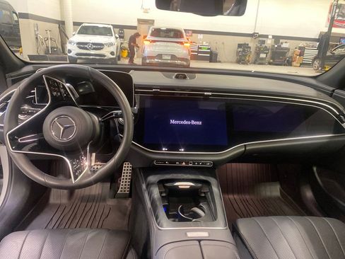 Used 2026 Mercedes-Benz E 450 4MATIC All-Terrain Wagon image 12