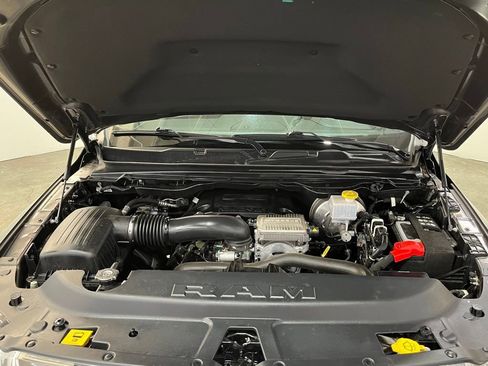 Used 2023 RAM 1500 Laramie AWD/4WD image 6