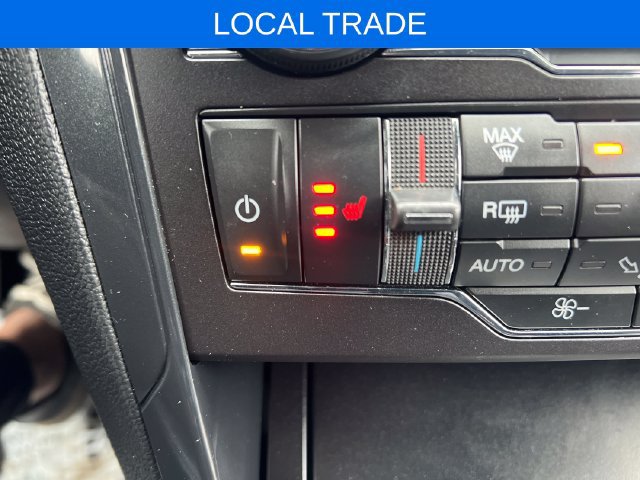 Used 2018 Ford Explorer XLT w/ Equipment Group 202A AWD/4WD image 26