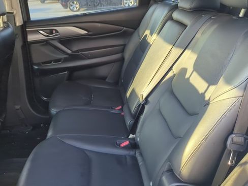 Used 2019 MAZDA CX-9 Touring w/ Touring Premium Package FWD image 21