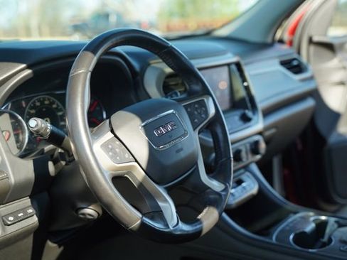 Used 2021 GMC Acadia Denali w/ Denali Ultimate Package image 29