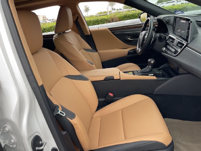 Used 2025 Lexus ES 350 w/ Premium Package FWD image 26