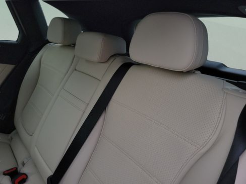 Certified 2026 Mercedes-Benz GLC 300 image 10