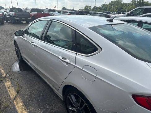 Used 2016 Ford Fusion Titanium FWD image 15