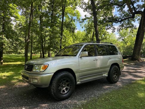 Used 2001 Toyota Land Cruiser AWD/4WD image 20