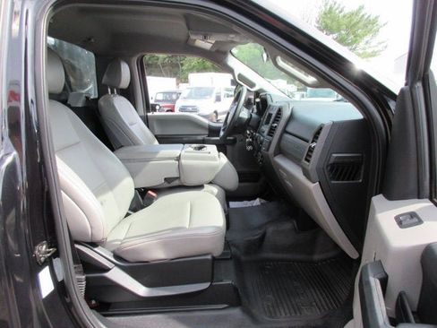Used 2021 Ford F550 4x4 Regular Cab Super Duty w/ Power Equipment Group image 12