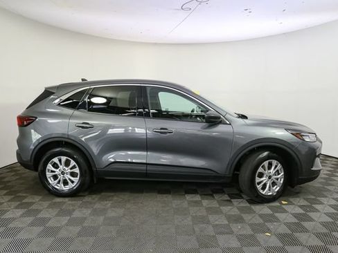 Used 2023 Ford Escape Active w/ Tech Pack #1 AWD/4WD image 14