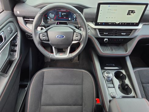 Used 2025 Ford Explorer ST AWD/4WD image 11