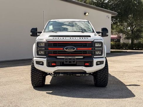 New 2026 Ford F250 Lariat w/ Black Appearance Package AWD/4WD image 12