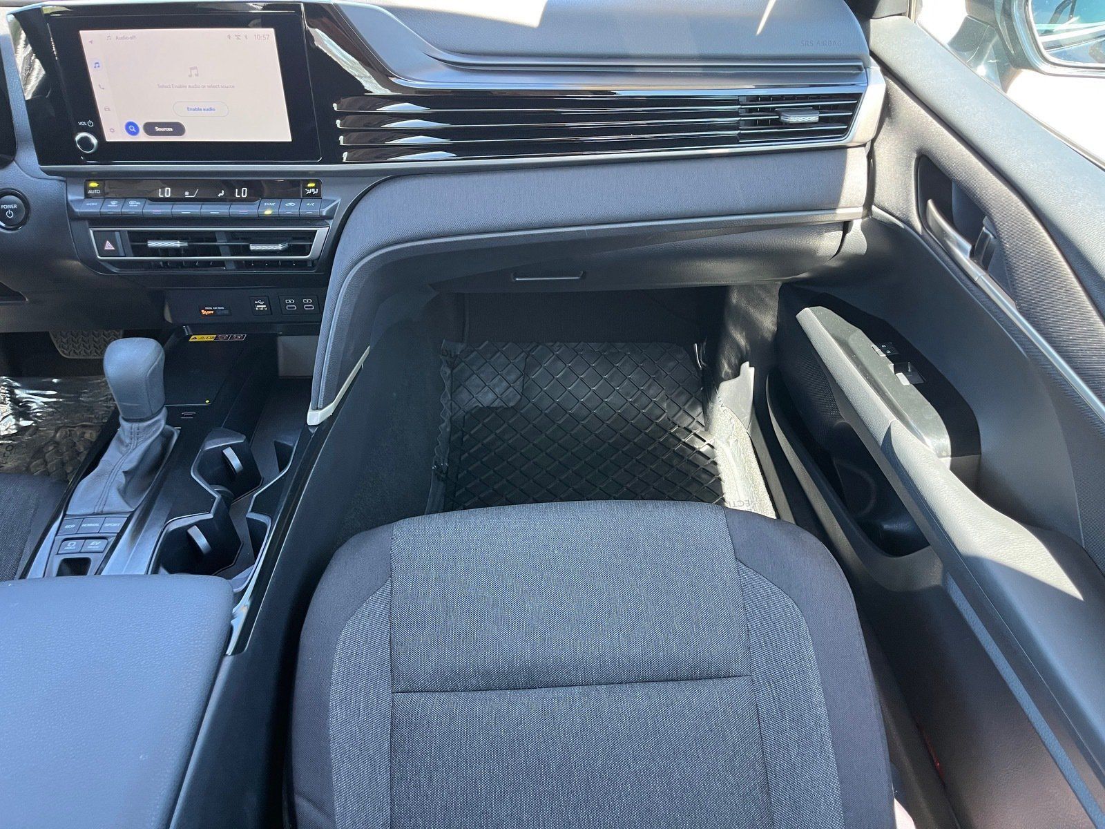 Used 2026 Toyota Camry LE FWD image 15