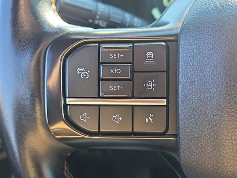 Used 2022 Ford Expedition Platinum AWD/4WD image 36