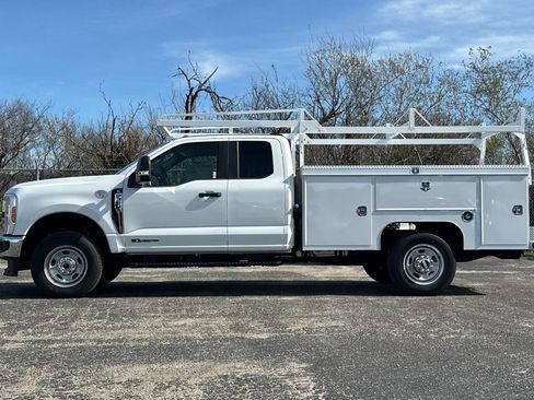 New 2025 Ford F350 XL w/ XL Chrome Package AWD/4WD image 6