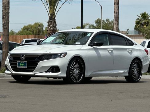 Used 2022 Honda Accord Sport image 8
