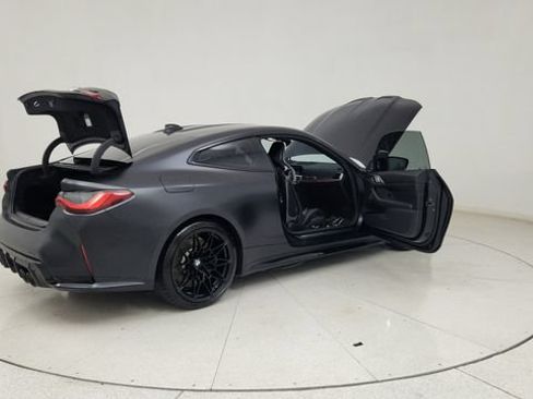 Used 2021 BMW M4 Competition w/ M Carbon Exterior Package RWD image 19