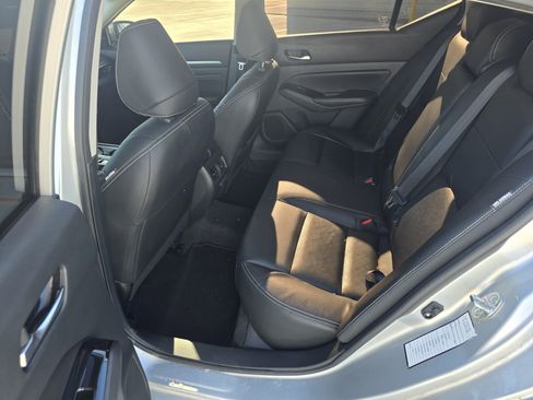 Used 2023 Nissan Altima 2.5 SL image 10