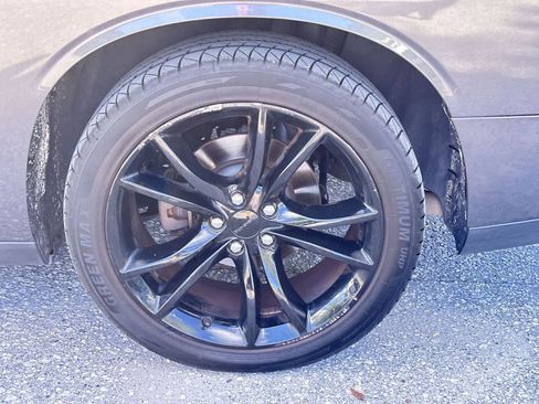 Used 2016 Dodge Challenger SXT w/ Blacktop Package RWD image 11
