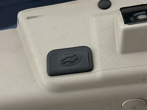 Used 2013 Buick Enclave Leather image 32