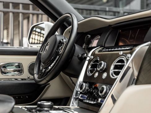 Used 2019 Rolls-Royce Cullinan image 53