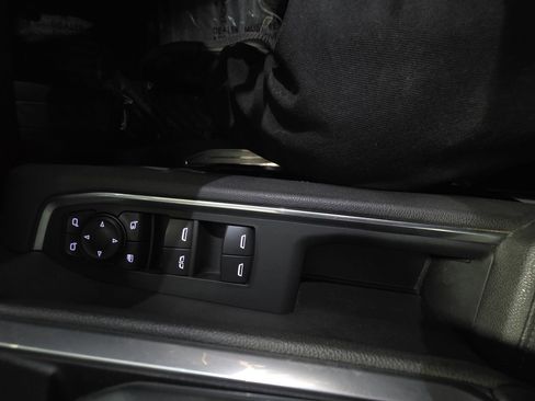 Used 2025 Chevrolet Silverado 3500 LT w/ Safety Package image 27