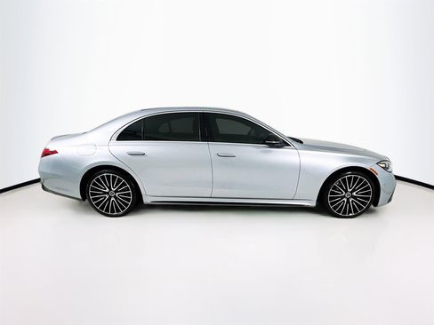 Certified 2022 Mercedes-Benz S 500 S 500 image 9