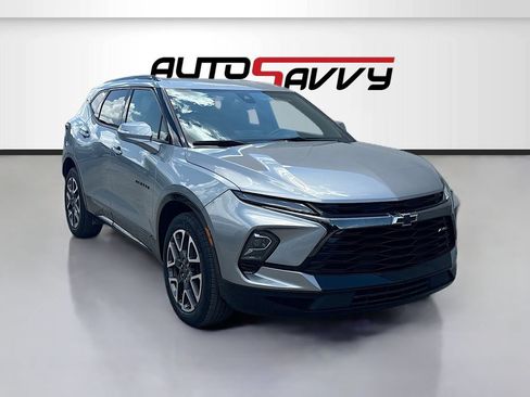 Used 2024 Chevrolet Blazer RS FWD image 1