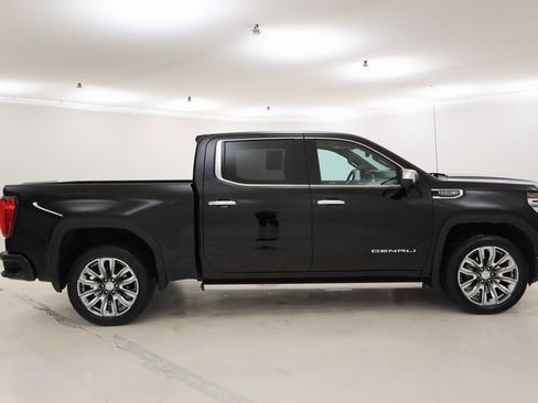 Used 2025 GMC Sierra 1500 Denali w/ Denali Reserve Package image 2