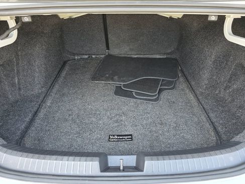 Used 2020 Volkswagen Jetta SEL Premium image 31