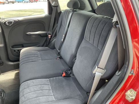Used 2004 Chrysler PT Cruiser Touring w/ Chrome Accents Group FWD image 18