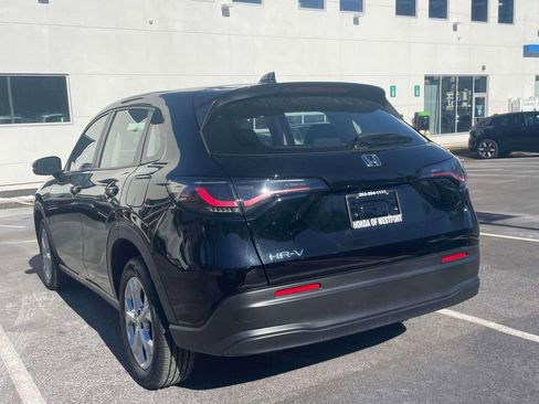 Certified 2024 Honda HR-V LX image 7