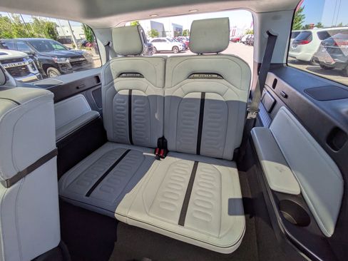Used 2023 Rivian R1S Adventure AWD/4WD image 30