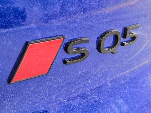 New 2026 Audi SQ5 Premium Plus image 32