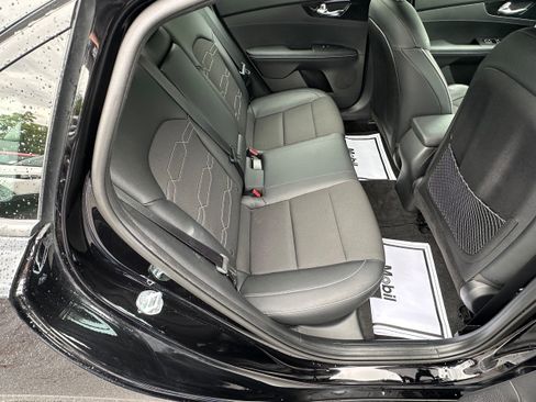 Used 2022 Kia Forte GT-Line w/ GT-Line Premium Package image 15