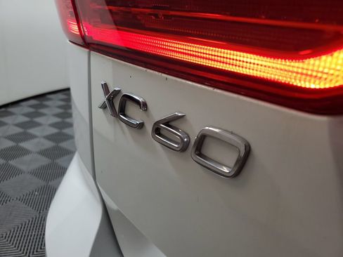 Used 2023 Volvo XC60 B5 Plus w/ Protection Package Premier FWD image 10